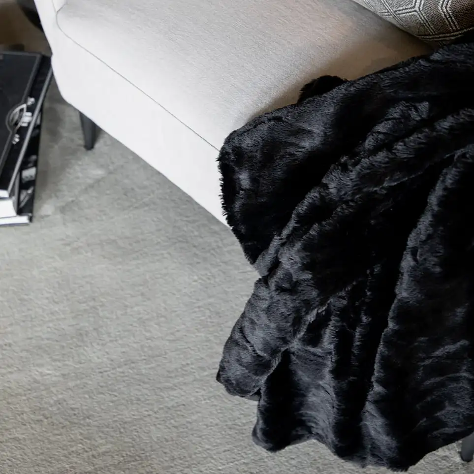 Celine Pläd 127x150 Cm Svart