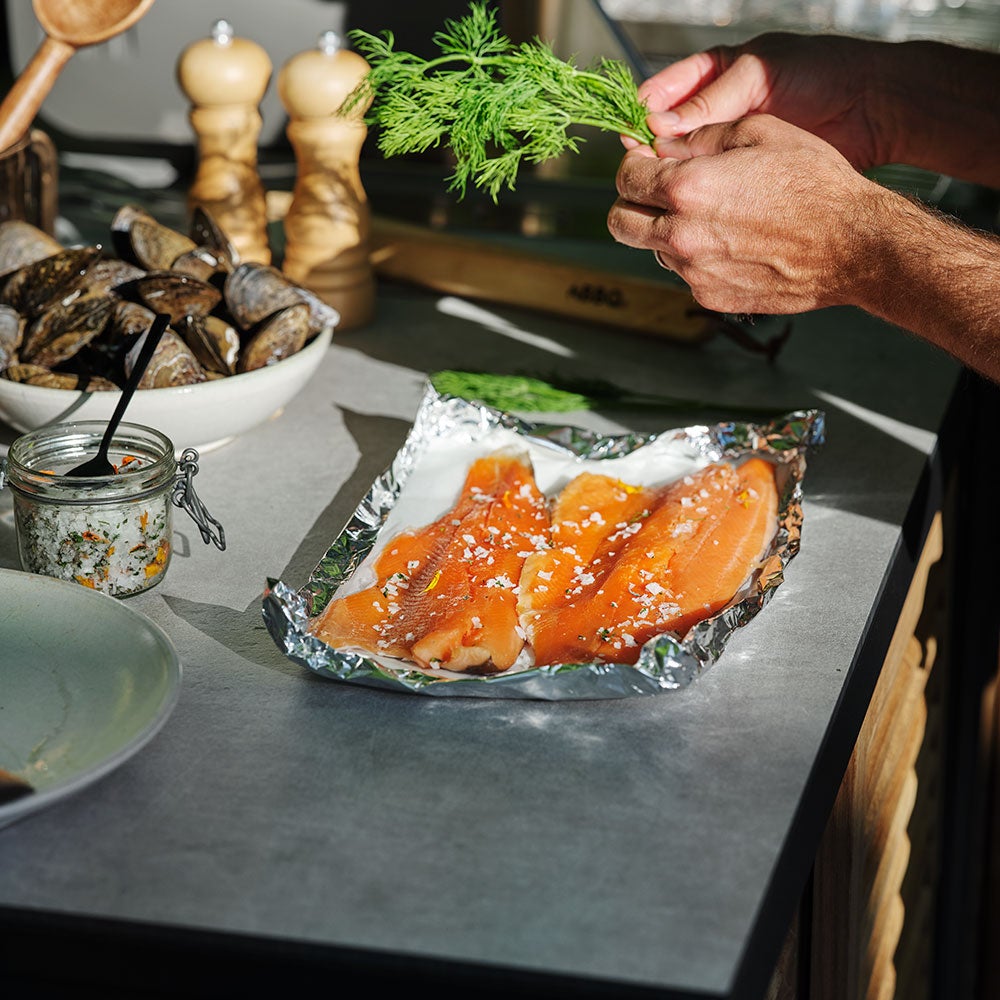 Fornax köksdel stor svart/grå 