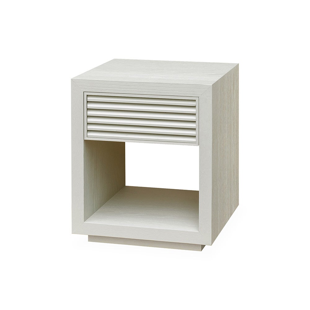 HAYDEN sängbord i ekfanér-Ivory mist