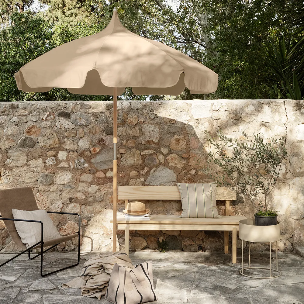 Alternativ bild 1 för Ferm Living - Lull Parasol - Parasoll - Cashmere - Ø: 200 x H: 225 cm