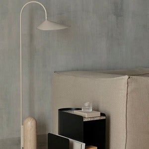 Justerbar Golvlampa med Travertinfot Arum Cashmere