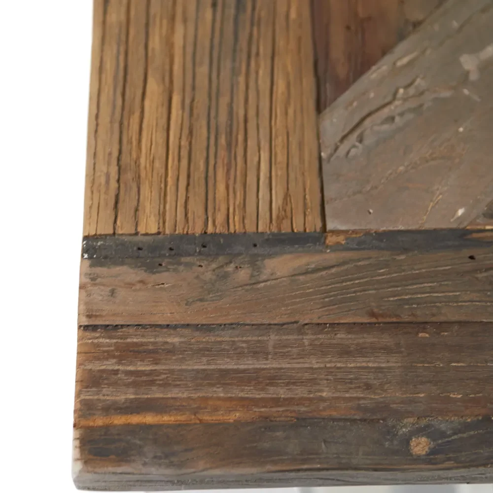 Château Chassigny soffbord 70x70 cm