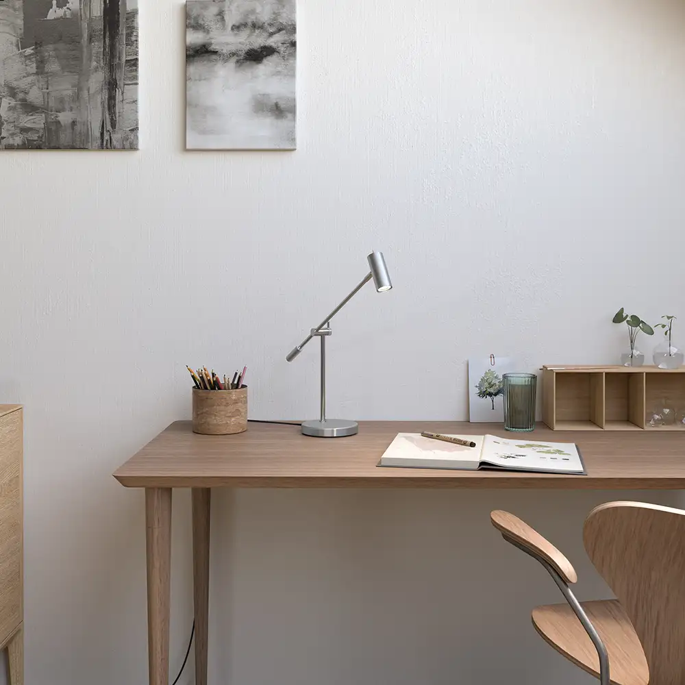 Cato bordslampa aluminium 