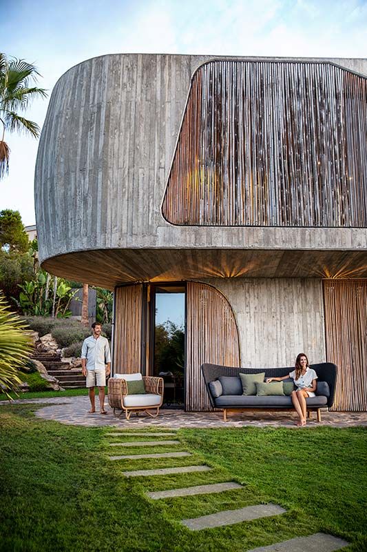 Peacock Wing soffa mörkgrå inkl. dynor