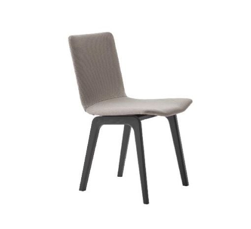 Sm811 stol med tyg i kategori 1