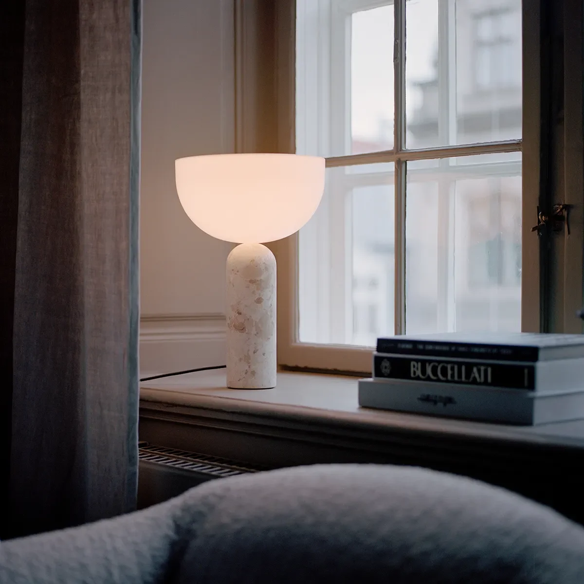 Kizu Bordslampa Kunis Breccia Large EU