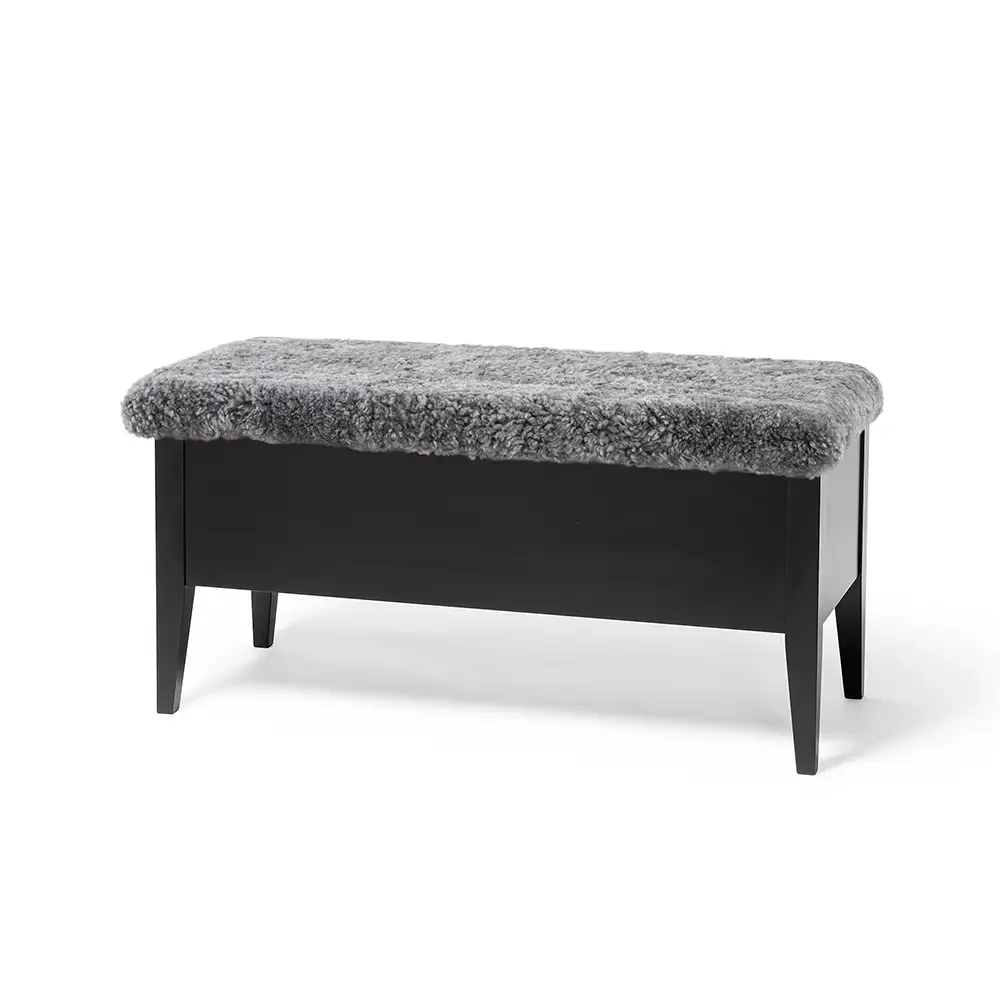 Torkelson, Klinte bänk 90 cm svart äkta fårskinn