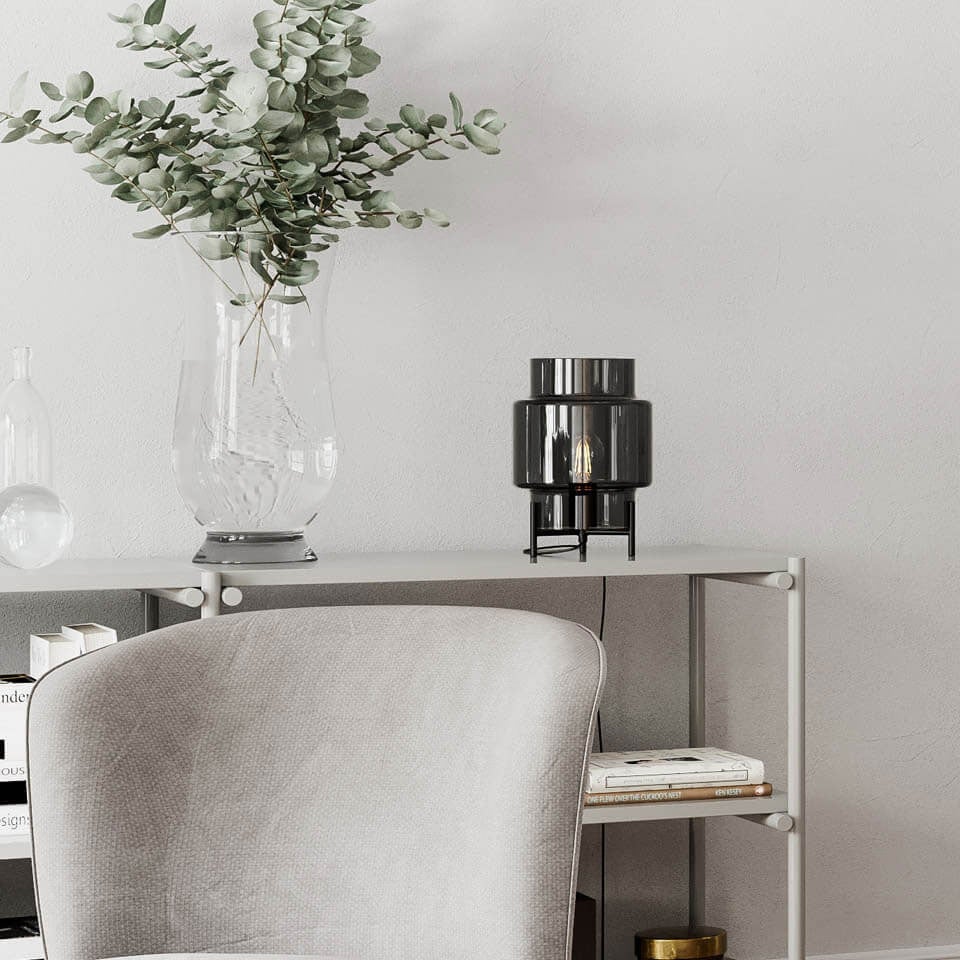 Ebbot Bordslmapa H29cm Rökgrå