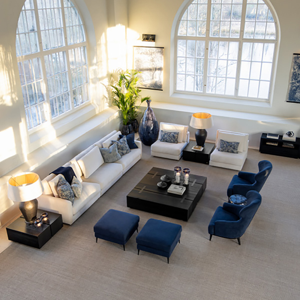 Alternativ bild 1 för Andorra ottoman simply deep blue