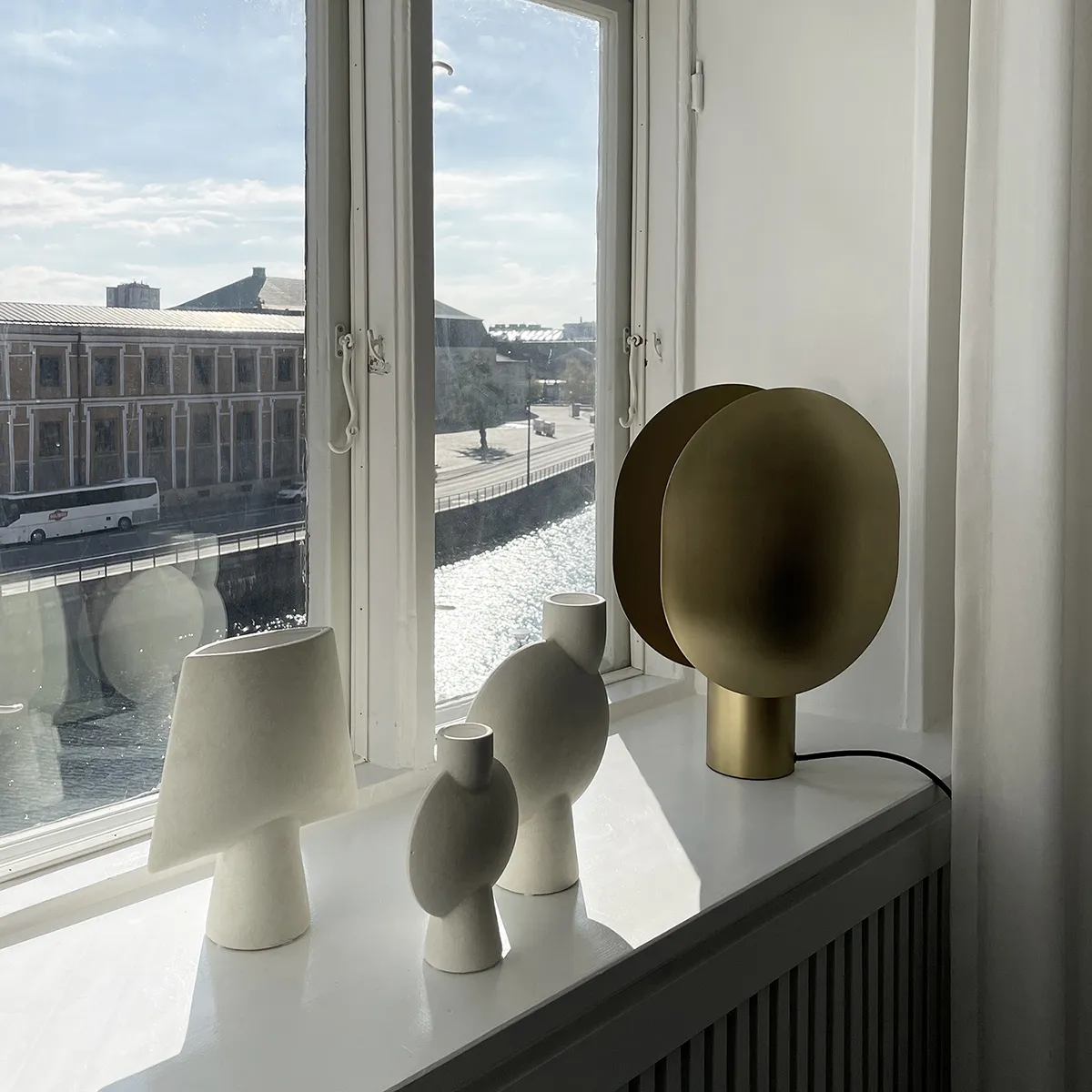 Handmålad vas Sphere Bubl Mini Bone White H19 cm