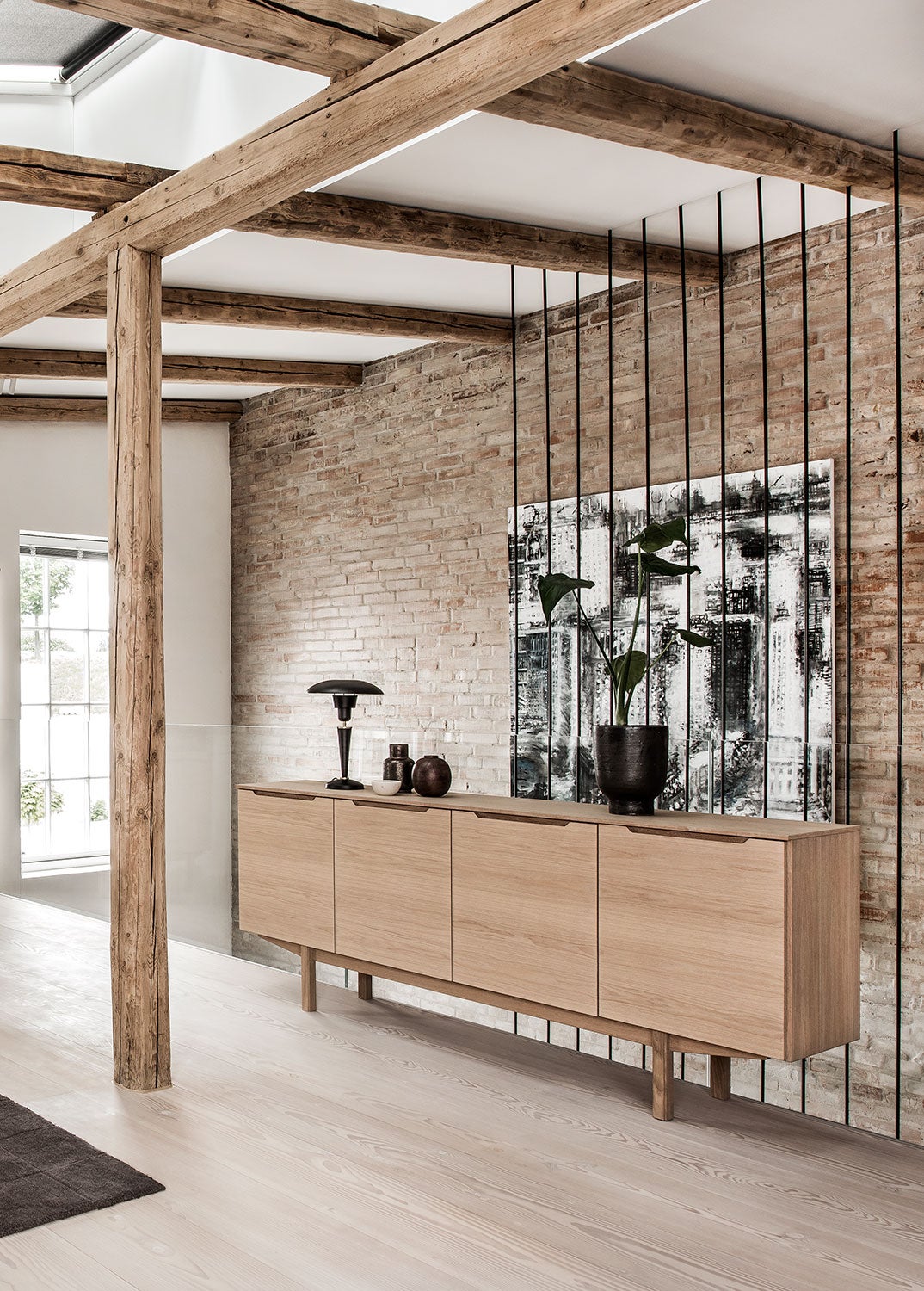 Sm306 Skänk Ek Lack 194 Cm 