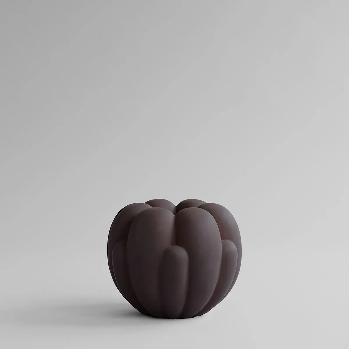 Handgjord vas Bloom Mini Chocolate Brown H27 cm