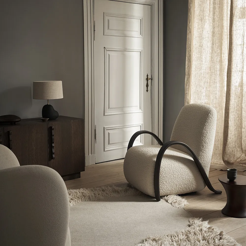 Alternativ bild 1 för Ferm Living - Buur Lounge Chair - Lounge stol - Buur Lounge Chair Nordic Bouclé - Off-white - W75 x D84 x H87 cm