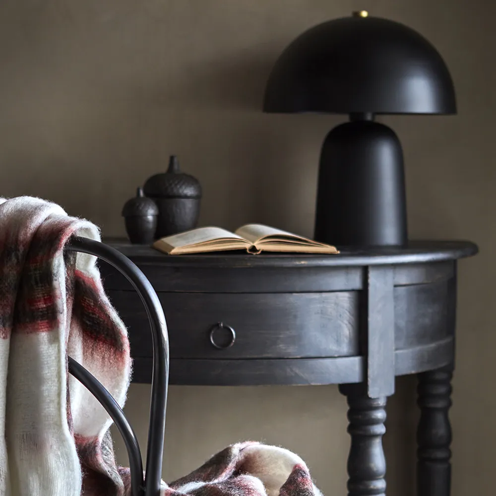 Fungi bordslampa svart