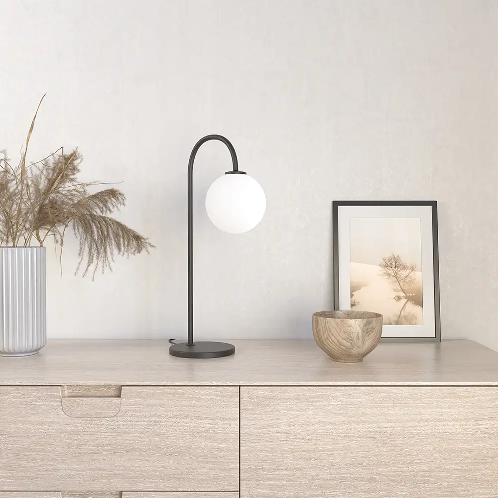 Ballon bordslampa svart G9