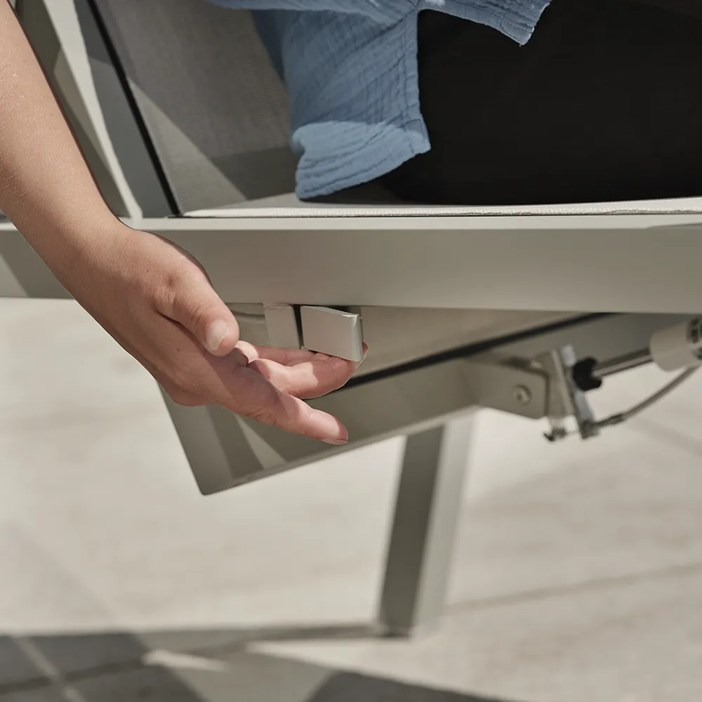 Newfort positionsstol ljusgrå