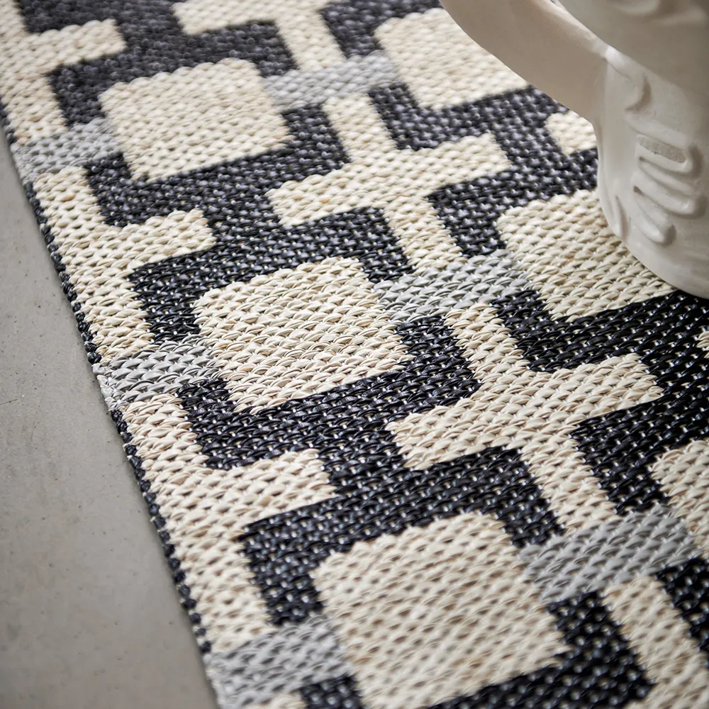 Tom matta Black/Cream/Warm Grey 70 x 180 cm