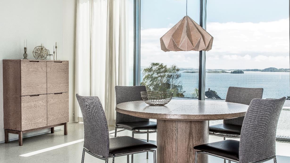 Sm48 stol med tyg i kategori 1