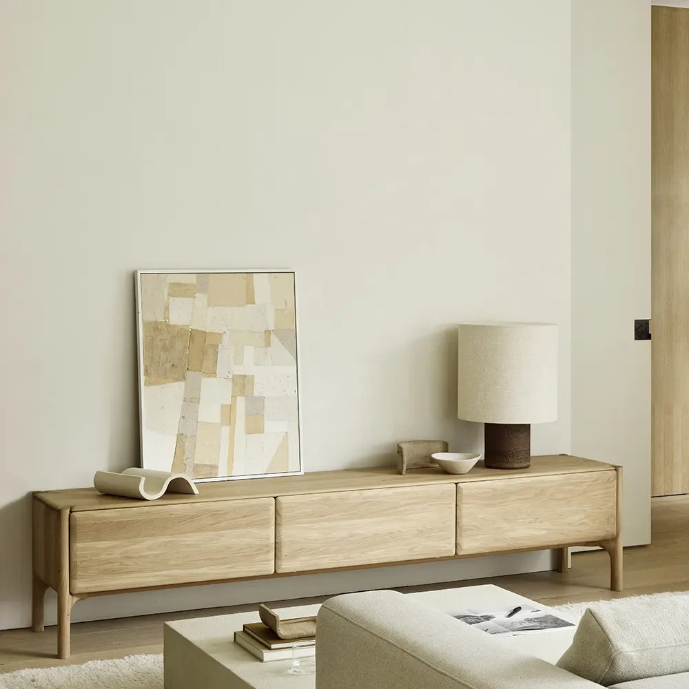 PI Mediabänk 242x45 cm