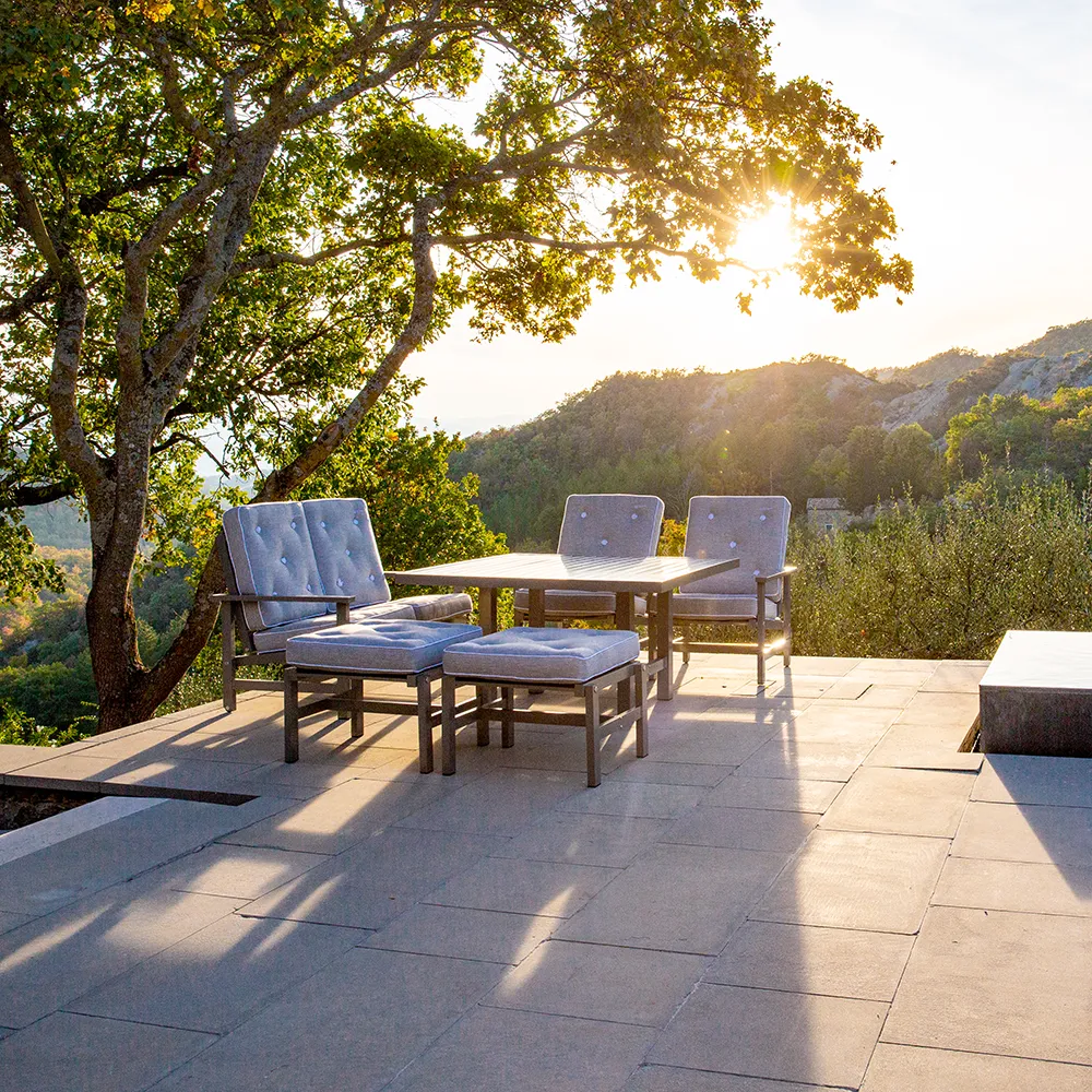 Bord 122X124Cm Höjd 65,5Cm Grå Alu 