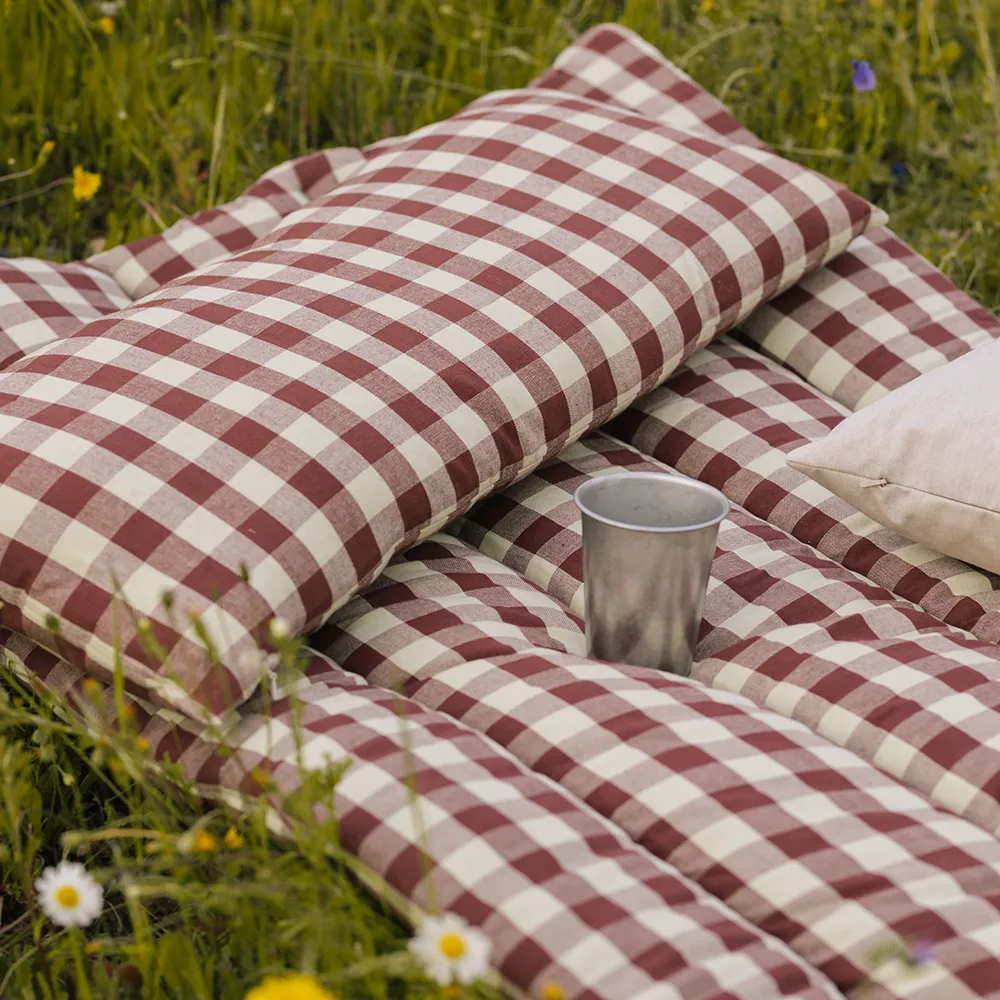 Alternativ bild 1 för Ferm Living - Bothy Check Quilted Mattress  - Madrass - Cinnamon/Green - W72 x D5 x H180 cm