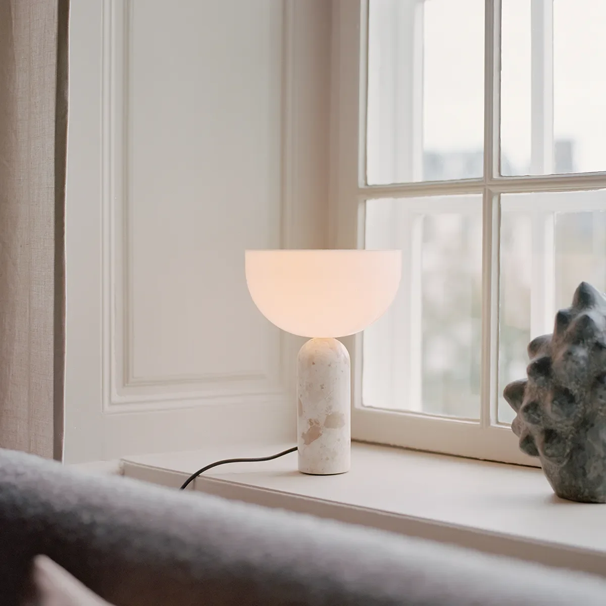 Kizu Bordslampa Kunis Breccia Small EU