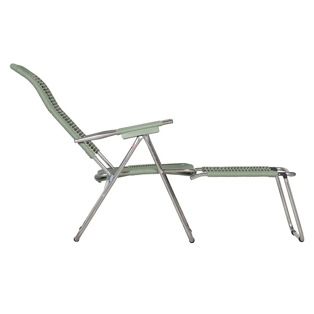 Spaghetti solstol sage green aluminium 