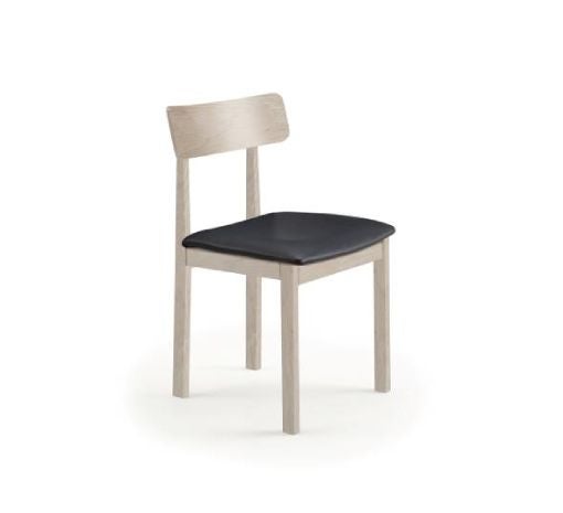 Sm96 stol med tyg i kategori 2