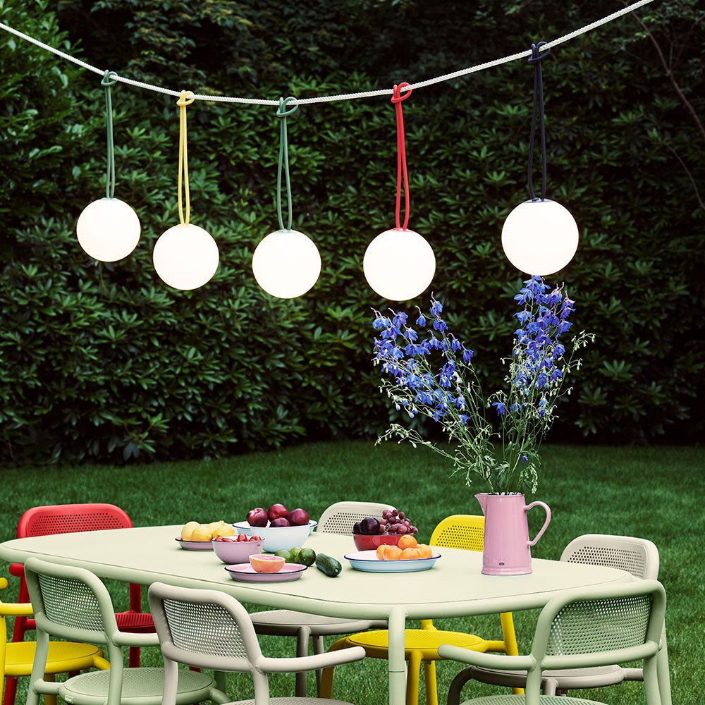 Bolleke lampa ljusgrå 