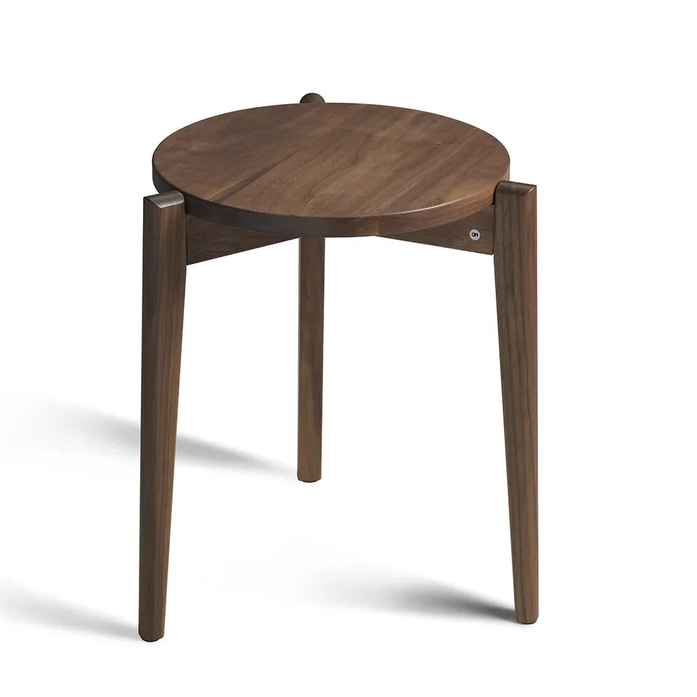 Oscarssons Möbel, Vinz Pall Oljad Valnöt