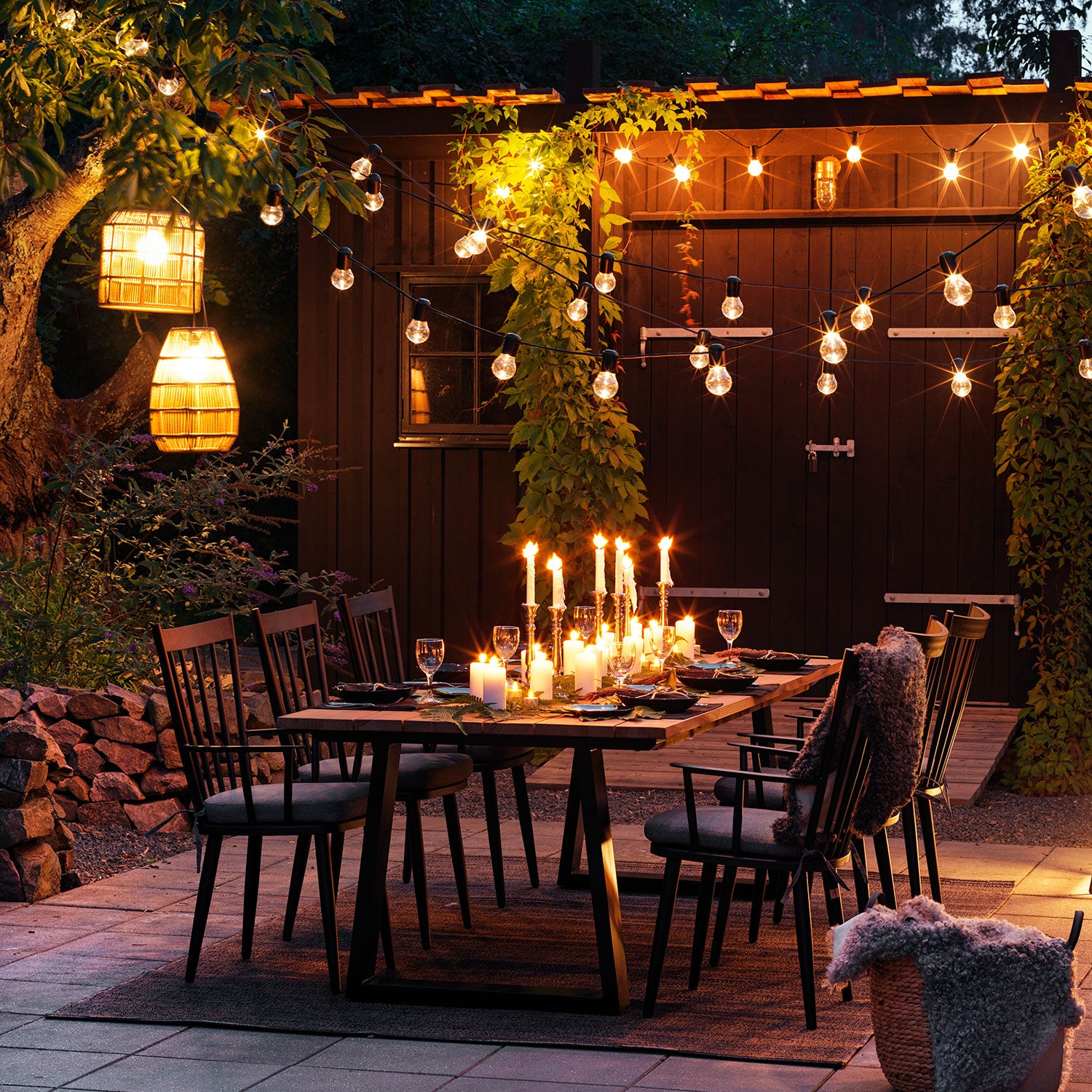 Laurion matbord 100x230 cm teak/svart 