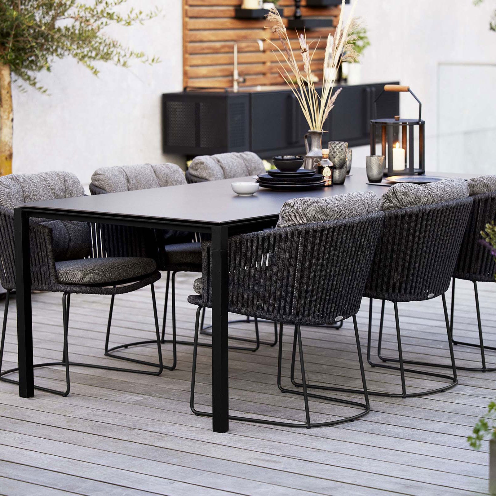 Moments Karmstol Mörkgrå 