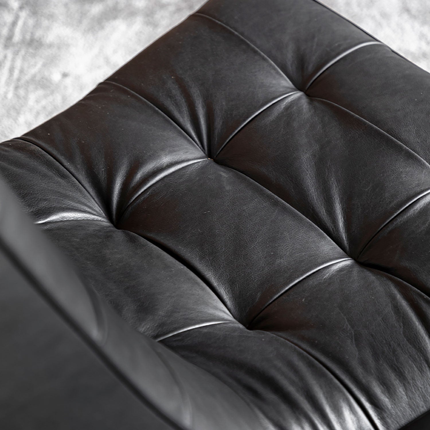 Brody fåtölj svart