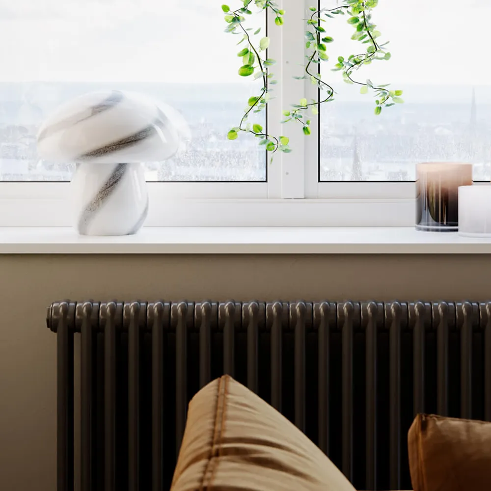 Mira Mushroom bordlampa Vit/Svart