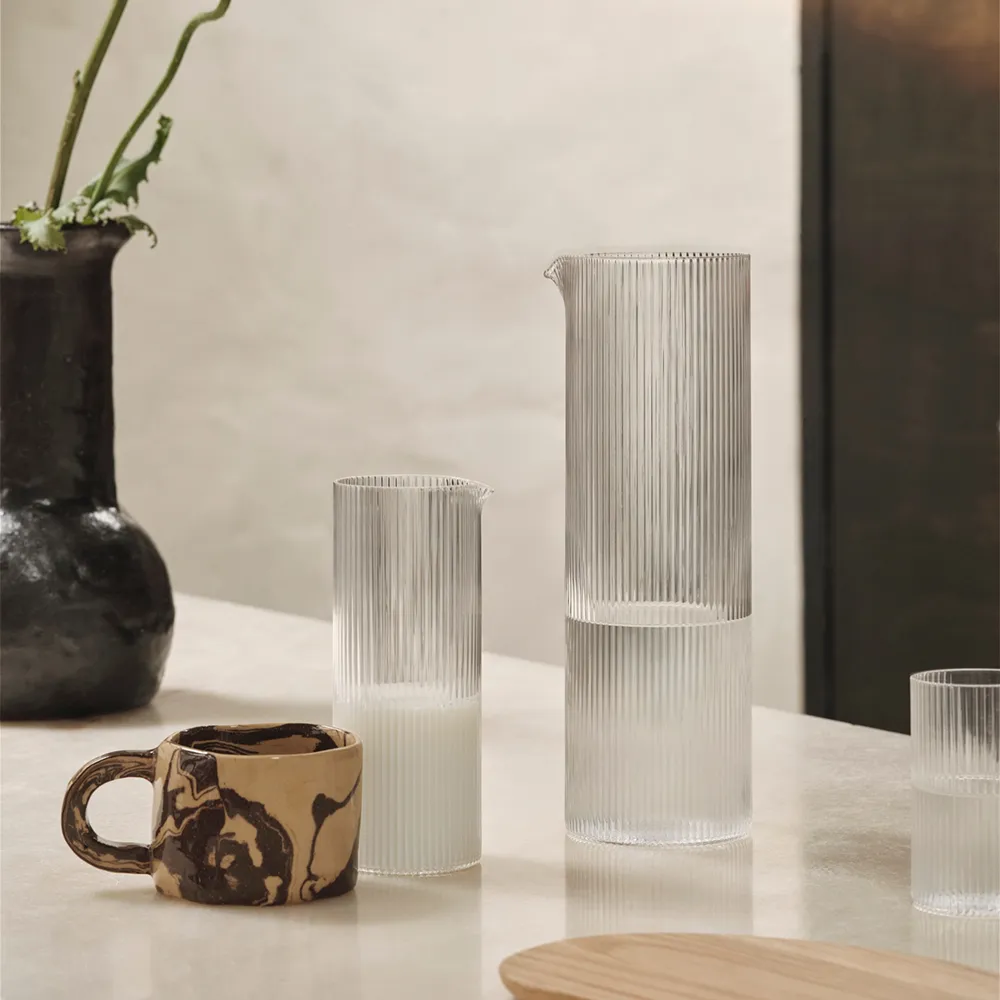 Alternativ bild 1 för ferm LIVING - Ripple Water Jug Clear