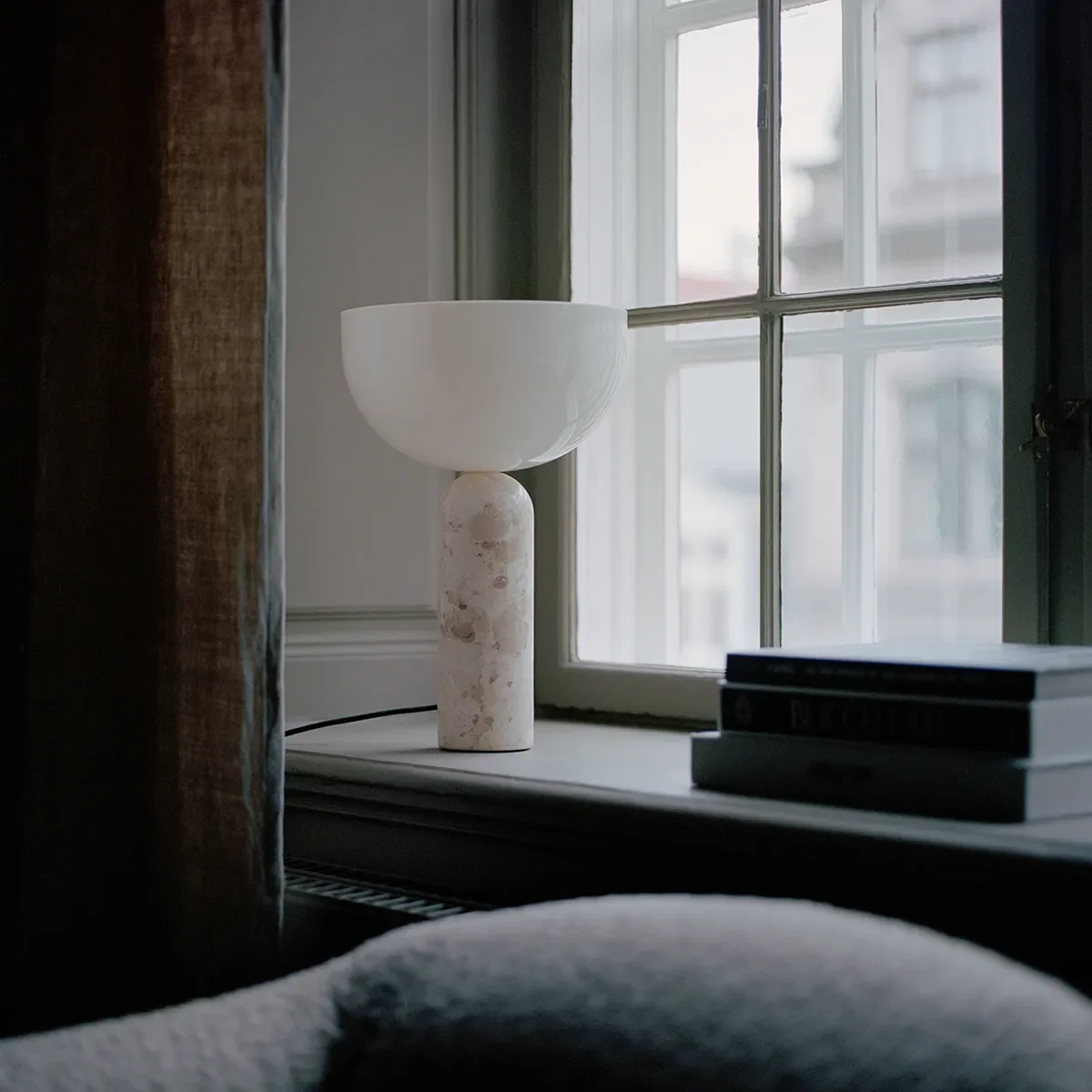 Kizu Bordslampa Kunis Breccia Large EU