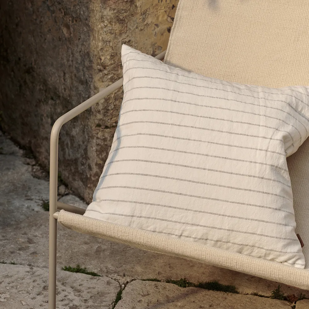 Alternativ bild 1 för Ferm Living - Grand Cushion - Kudde - Off-white/Chocolate - W50 x H50 cm