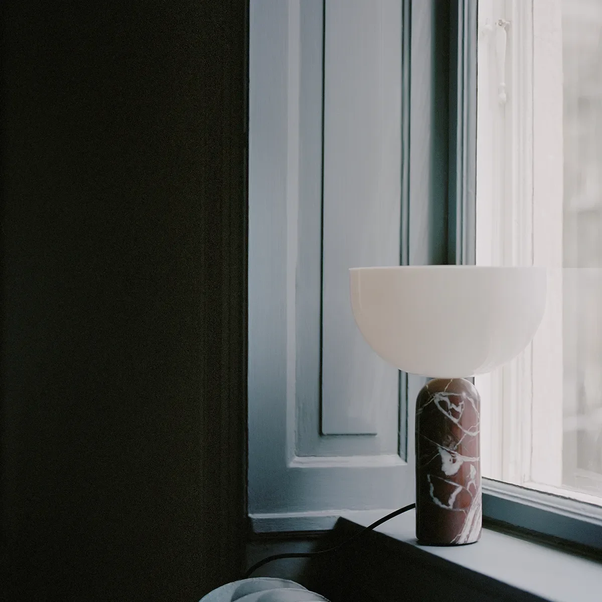 Kizu Bordslampa Kunis Breccia Small EU