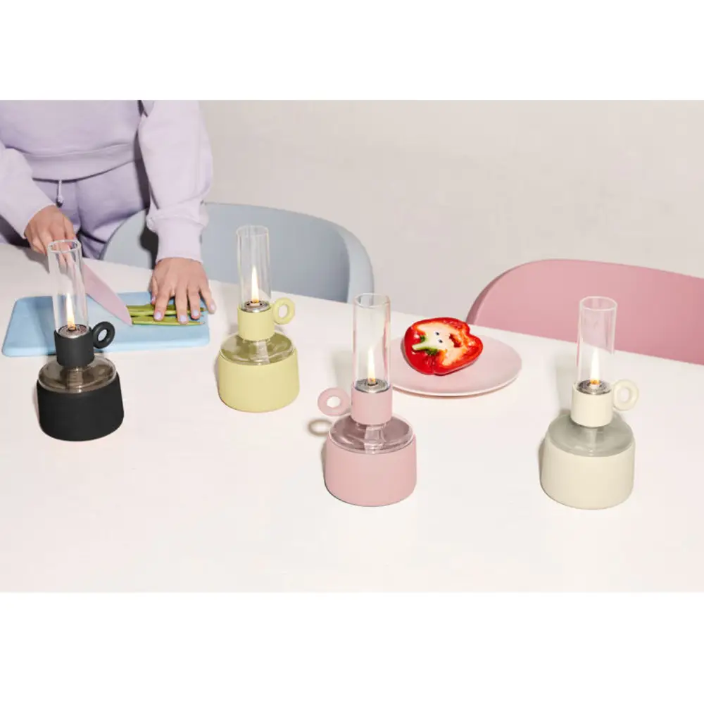 Flamtastique oljelampa XS pale yellow