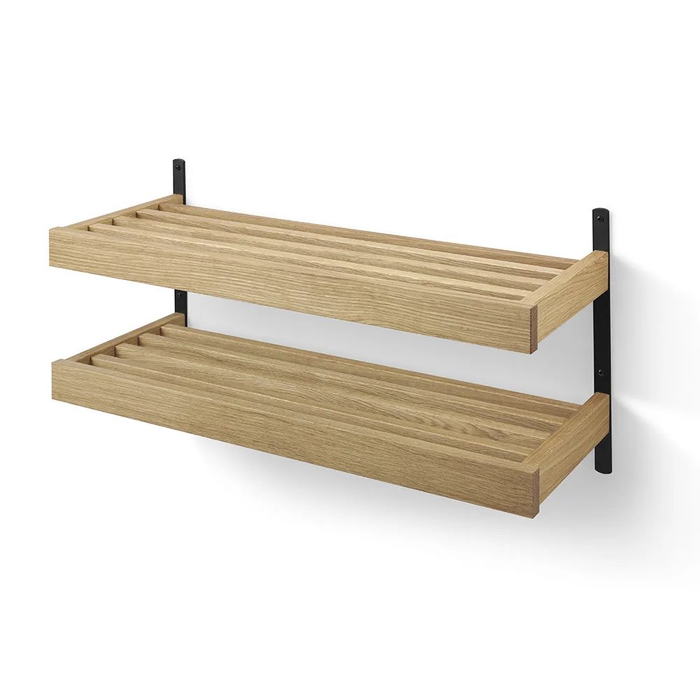 oscarssons möbel, nadja skohylla 80 cm 2 plan väggmonterad lackad ek/mattsvart stål