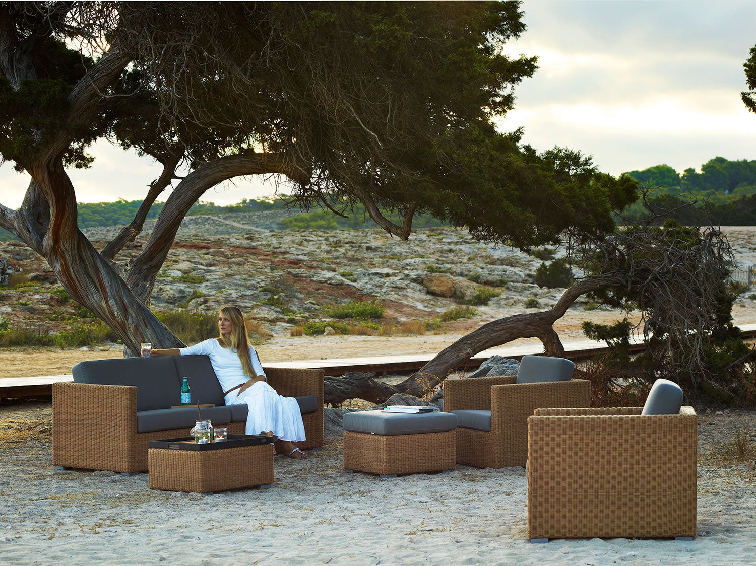 Chester Loungefåtölj Konstrotting Natur 