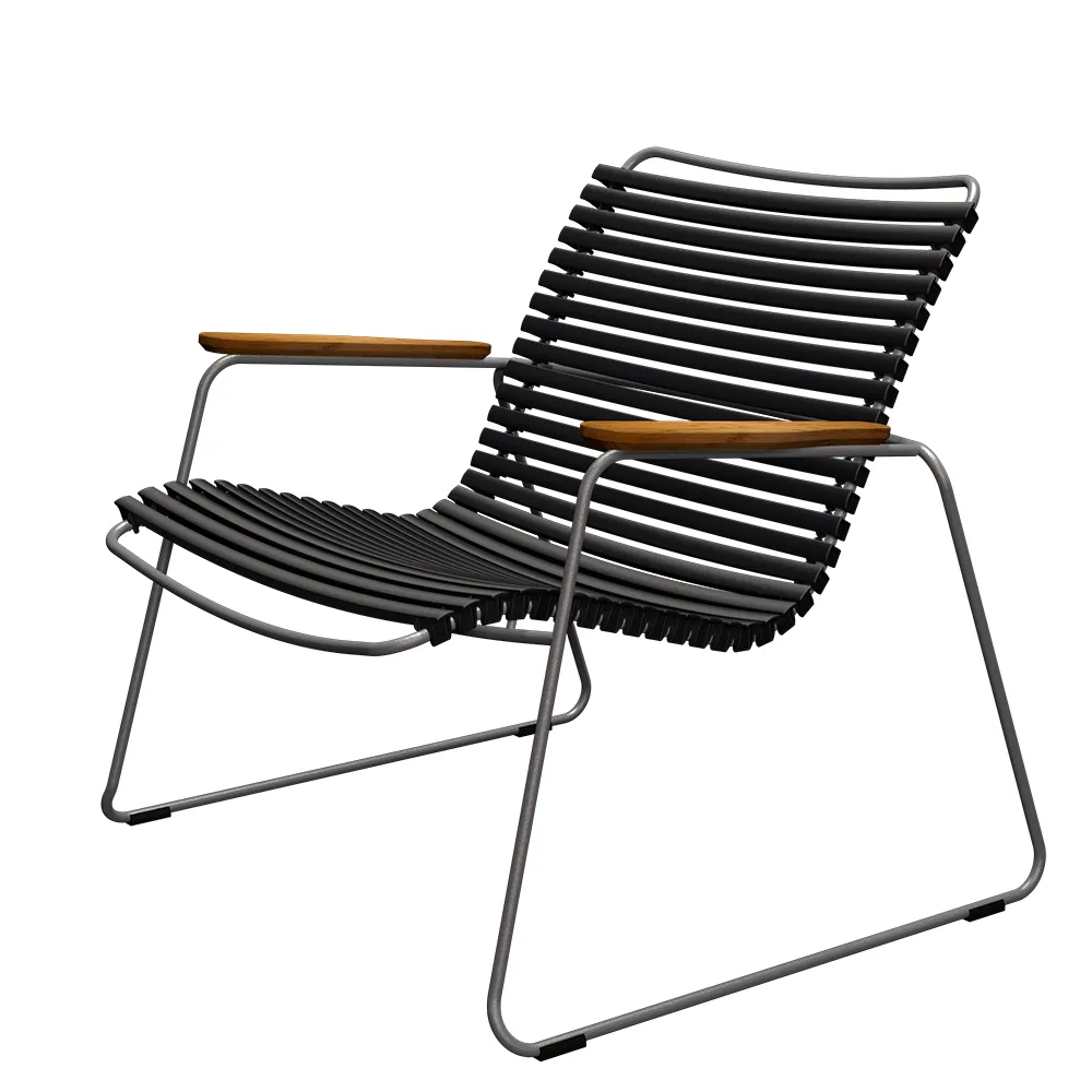 houe, click roomy lounge chair black. frame: grey. armrest: bamboo