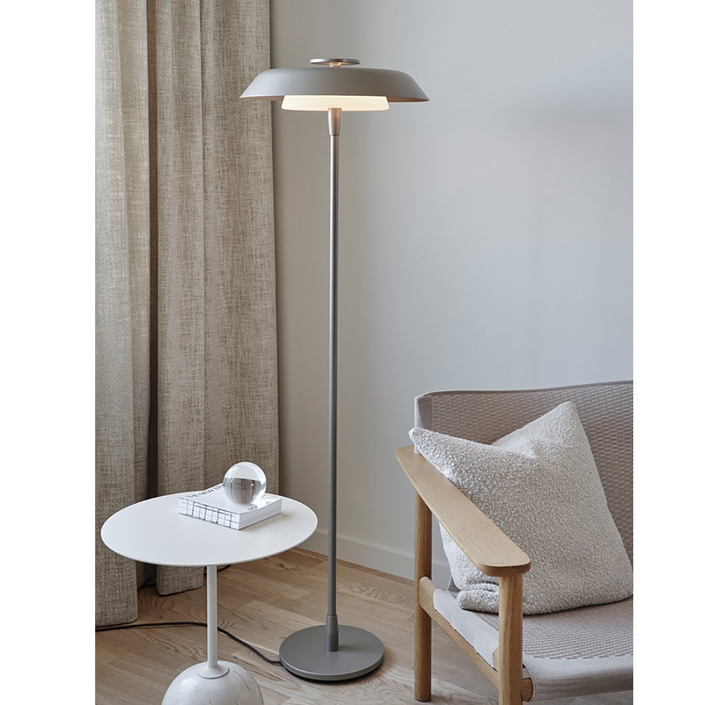Horisont golvlampa H1410 metallic champagne