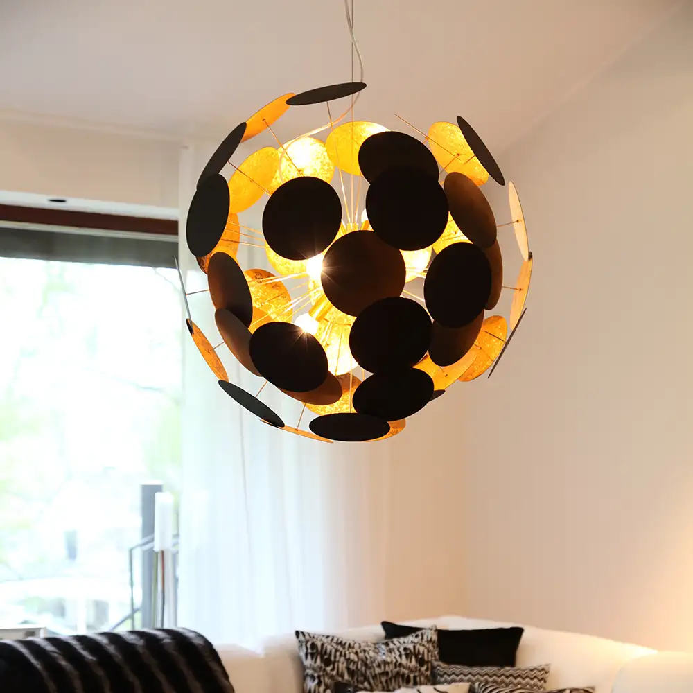 Planet Taklampa Ø50cm svart/guld