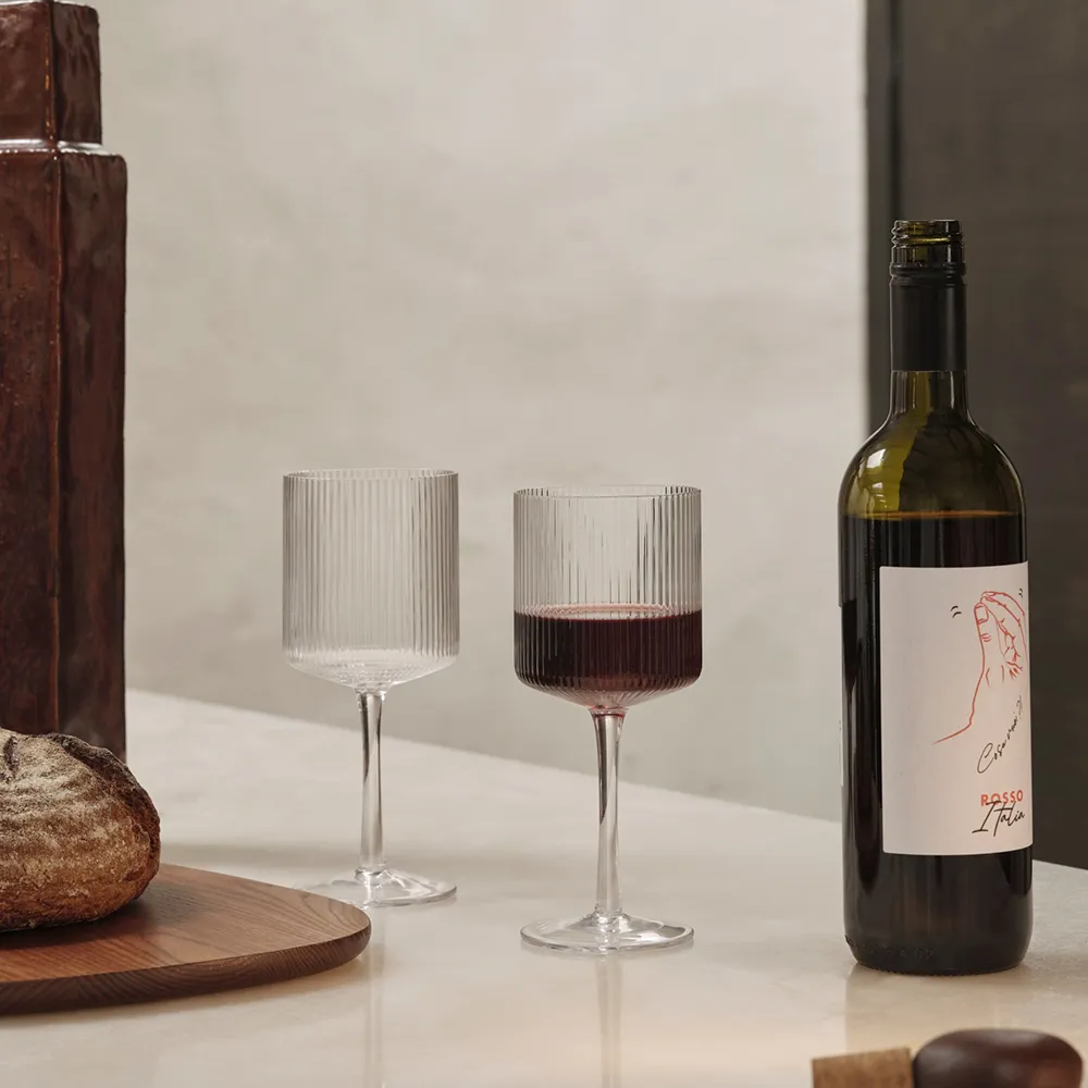 Alternativ bild 1 för ferm LIVING - Ripple Röd Wine Glasses Set of 2 Clear