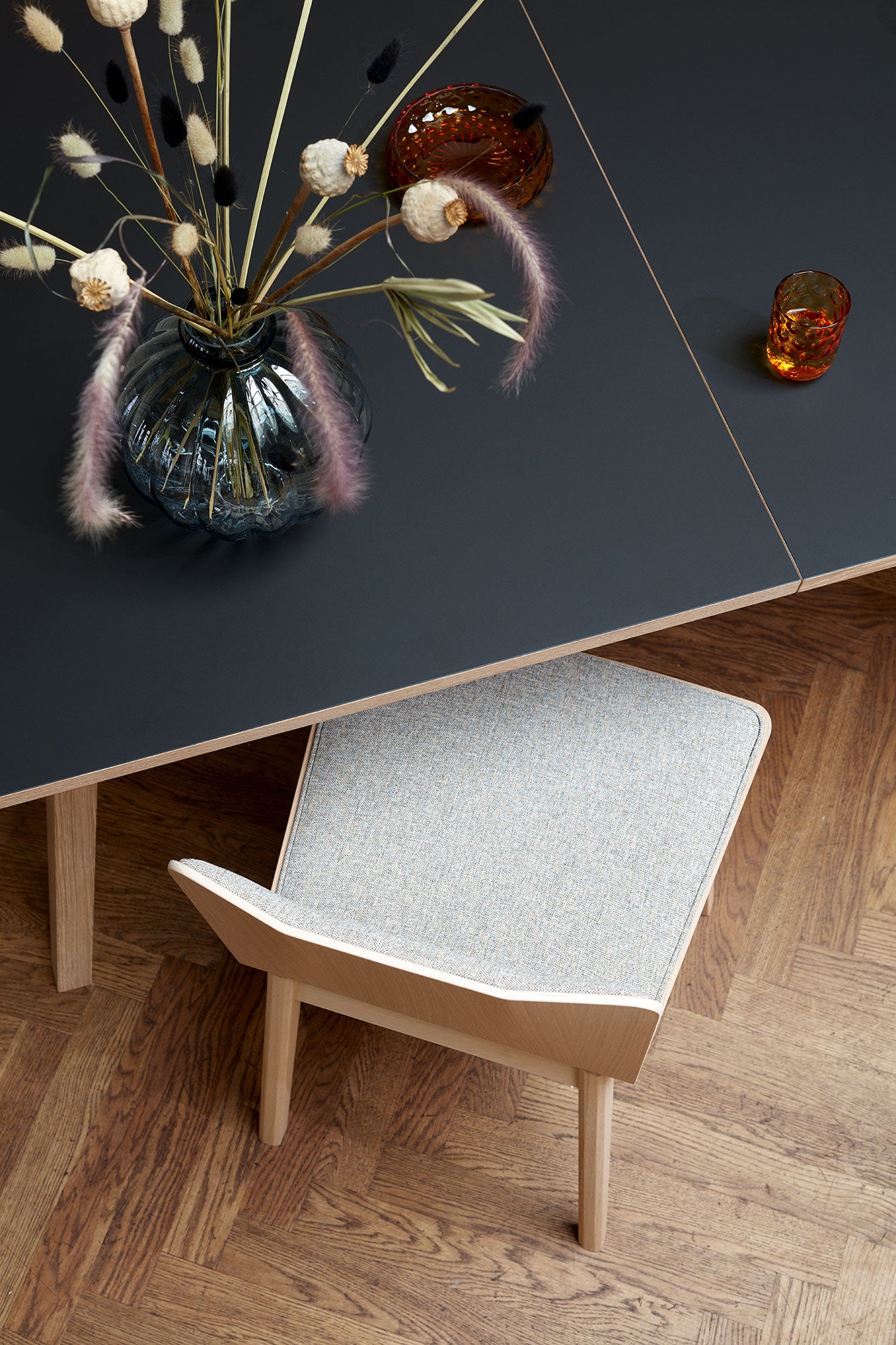 Sm11 Bord Ek Vitolja/Svart Nanolaminat 183-275X100X74Cm 