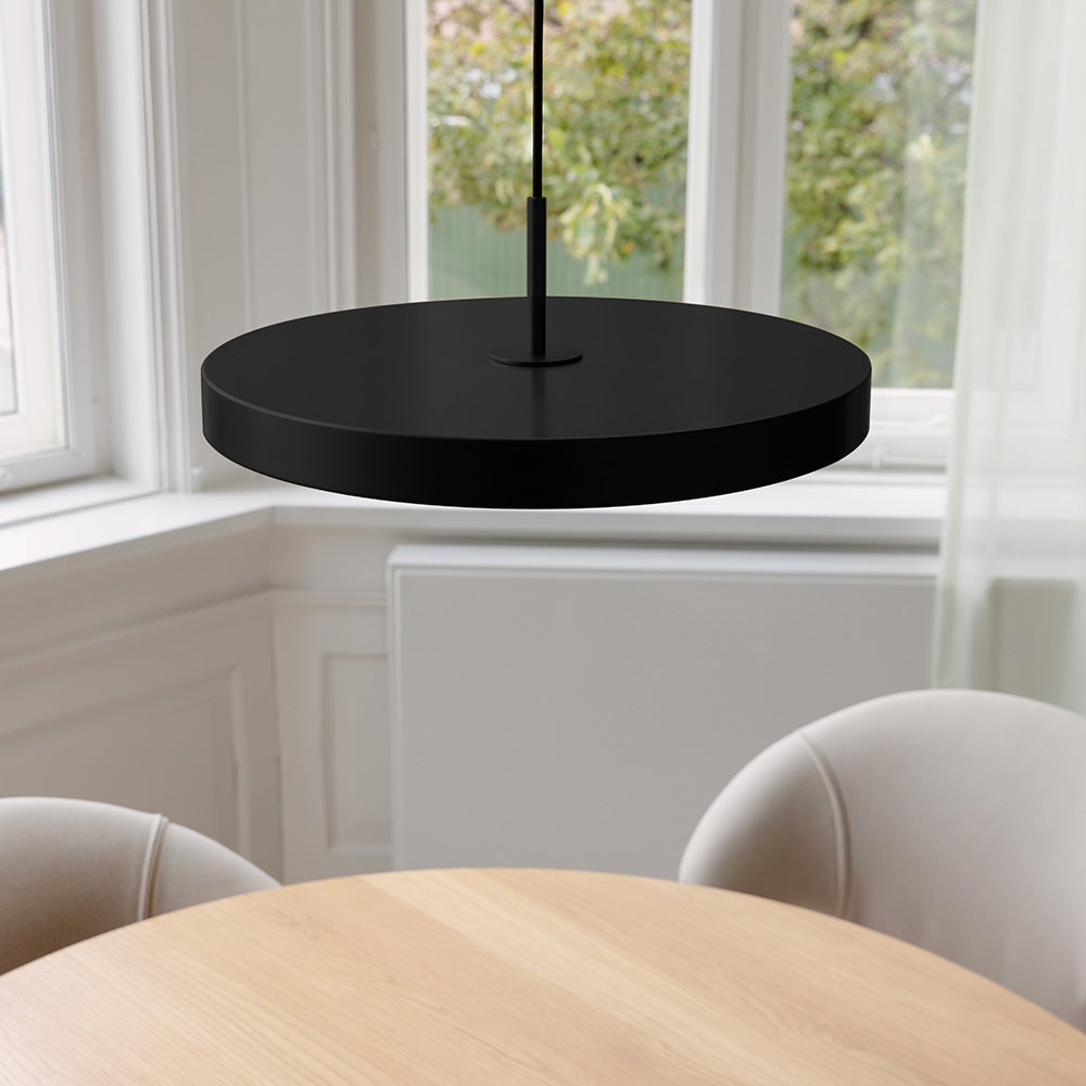 Asteria Medium Taklampa Ø43 cm Black/Svart