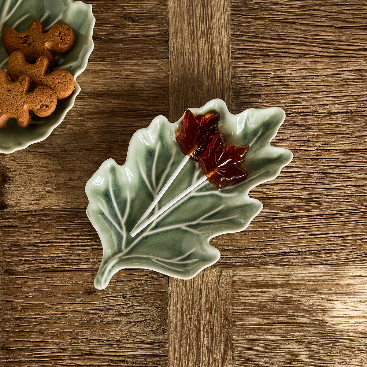Tallrik Autumn Leaf 23,5x13,5 cm Green
