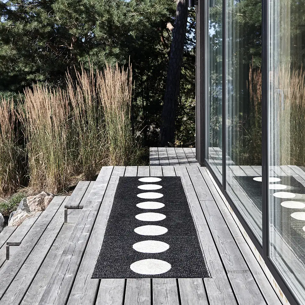 Vera matta 70x150 cm black/vanilla 