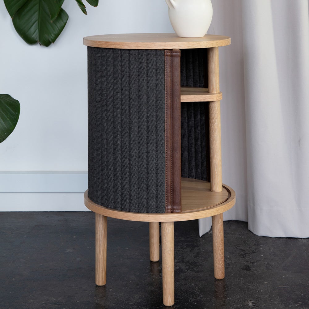 Audacious Sidobord Ek/Shadow